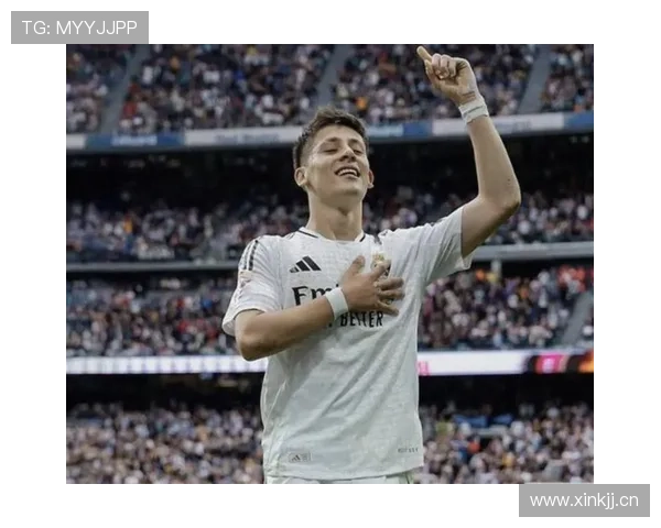 居莱尔与贝林厄姆：谁更接近现代中场全能模板？